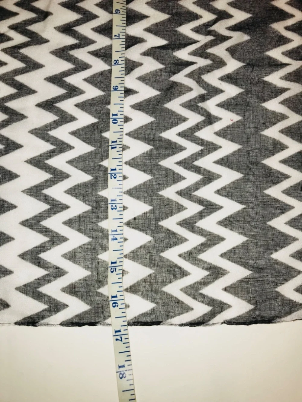 Black & White Chevron Scarf Lightweight Sheer Long Geometric Chic Zig Zag print